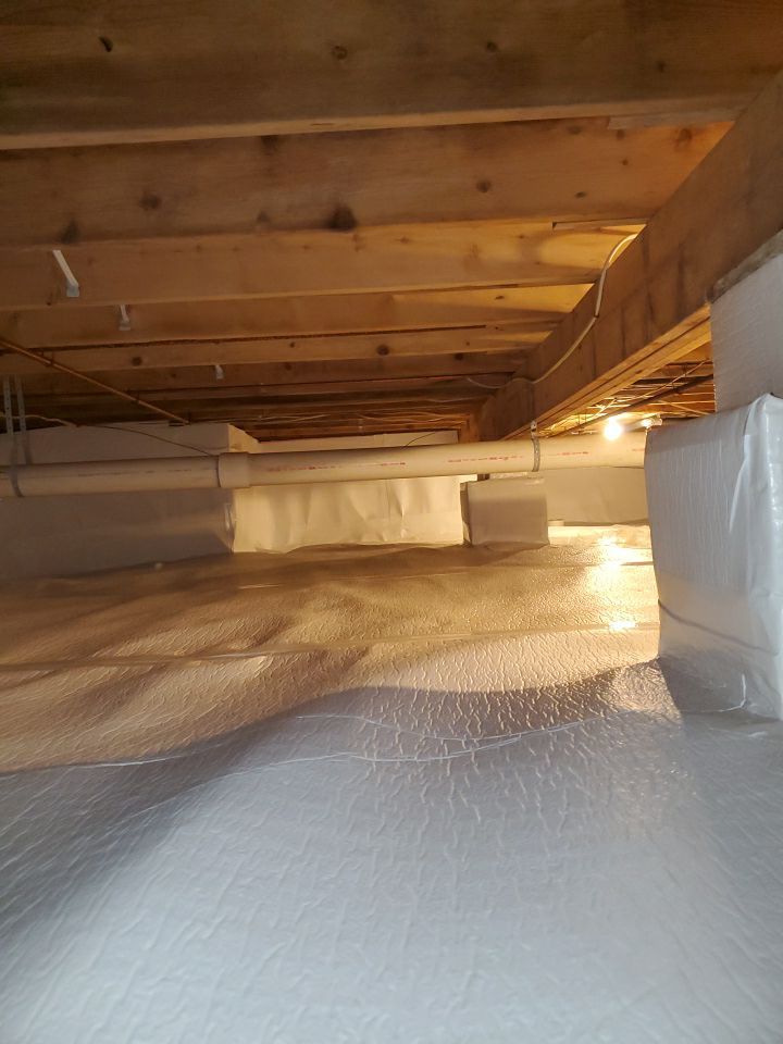 Image showing a newly encapsulated crawl space in a Northern Michigan home.